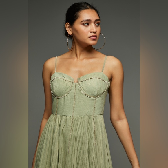 Verb By Pallavi Singhee - Picture 3 of 14